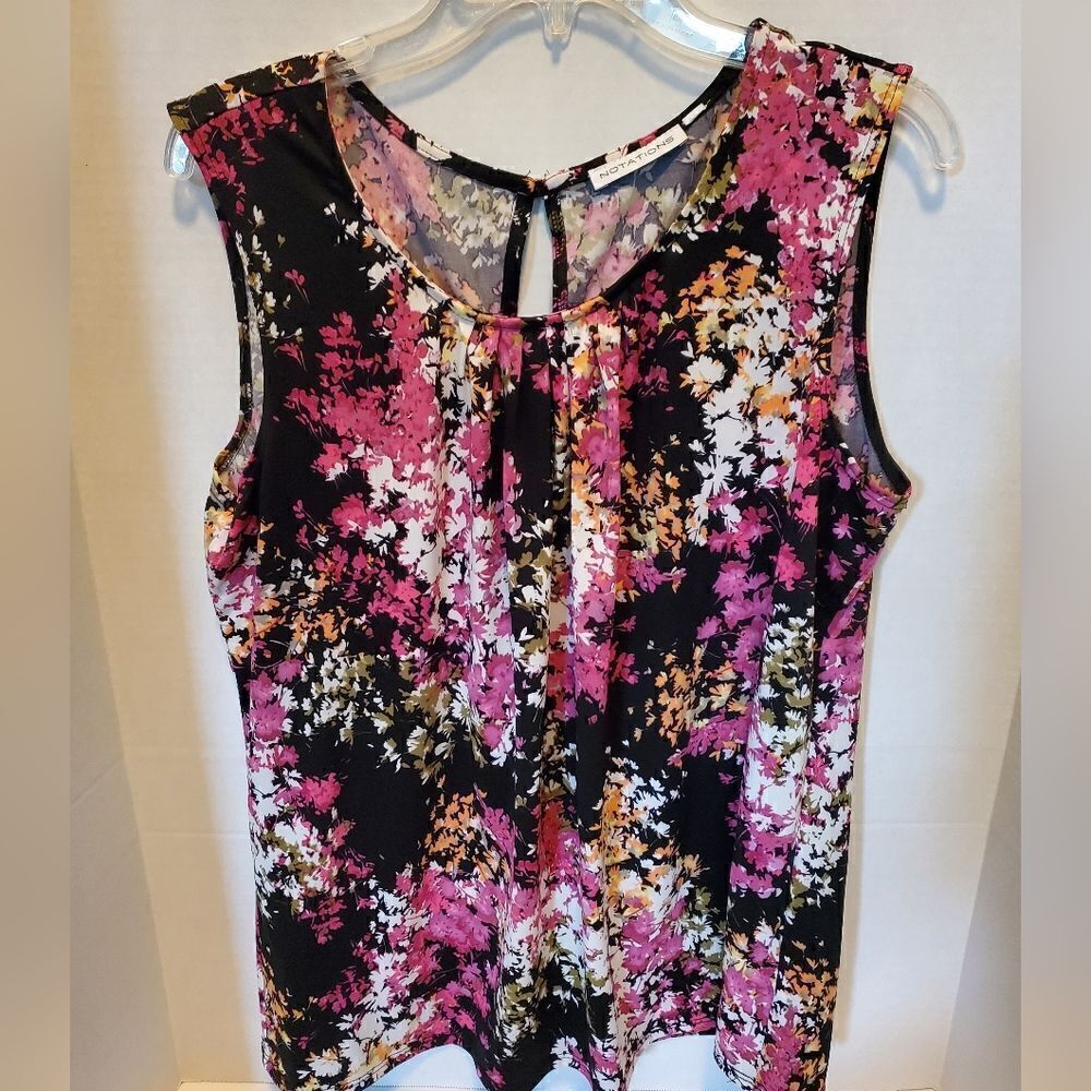 Beautiful ladies shell size large